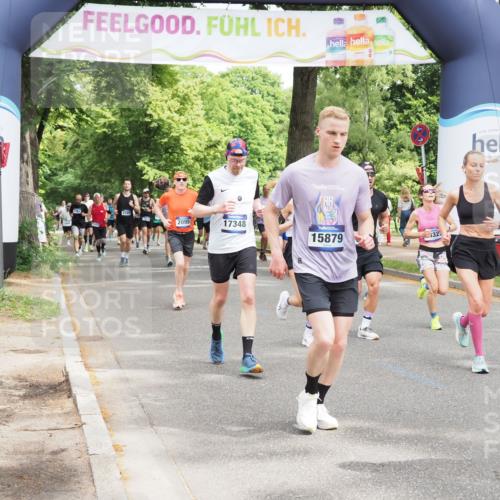 29.06.2025 - hella hamburg halbmarathon MichiJ http://msf.ph/oto/8348415 29.06.2025 10:40:48 Zwischen KM18-KM19 1267, 2058, 2771, 5077, 7509, 8335, 10263, 10549, 11689, 12910, 13297, 13327, 15061, 15497, 15879, 15946, 17348, 18418, 18666 meine-sportfotos.de