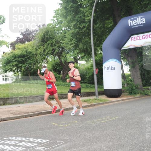 29.06.2025 - hella hamburg halbmarathon KatJ http://msf.ph/oto/8348624 29.06.2025 10:20:45 Zwischen KM18-KM19  meine-sportfotos.de