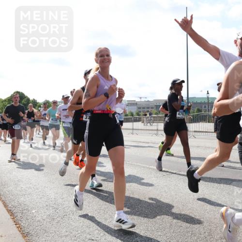 29.06.2025 - hella hamburg halbmarathon Lena Gebhardt http://msf.ph/oto/8348716 29.06.2025 10:01:01 Lombardsbrücke 18759, 14306, 7757, 8326, 470, 8255, 1130, 1387, 1420, 1583, 1611, 1726, 2006, 2091, 2236, 2354, 2363, 2474, 2490, 2936, 3059, 3141, 3625, 3740, 3983, 4068, 4238, 4249, 4616, 4708, 5033, 5418, 5870, 6138, 6147, 0000, 6443, 6487, 6531, 6591, 6714, 6757, 6835, 7658, 7757, 7759, 7761, 7846, 8045, 8046, 8255, 8326, 8478, 8632, 8923, 9124, 9553, 9555, 9577, 9932, 10074, 10188, 10271, 10383, 10599 meine-sportfotos.de