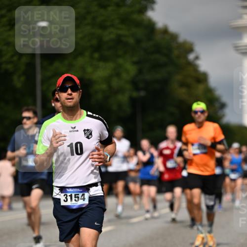 29.06.2025 - hella hamburg halbmarathon Dr. Thomas Lammeyer http://msf.ph/oto/8348846 29.06.2025 10:18:25 Kennedybrücke 1071, 1131, 1406, 1480, 1728, 2990, 3020, 3025, 3154, 3728, 3756, 3834, 3939, 5191, 5546, 5670, 6028, 6083, 6181, 6366, 6717, 6724, 7209, 7442, 7802, 7840, 7991, 8055, 8147, 8409, 8755, 9173, 9663, 10224, 10610, 10977 meine-sportfotos.de