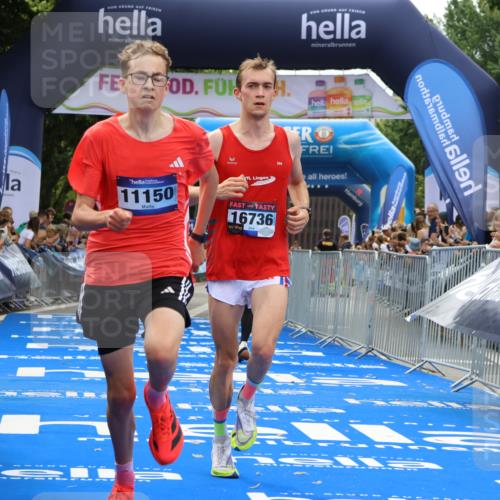 29.06.2025 - hella hamburg halbmarathon Strokosch-Dieckow http://msf.ph/oto/8348974 29.06.2025 10:32:07 Ziel 1407, 1686, 1894, 7272, 11150, 11370, 15826, 16505, 16736 meine-sportfotos.de
