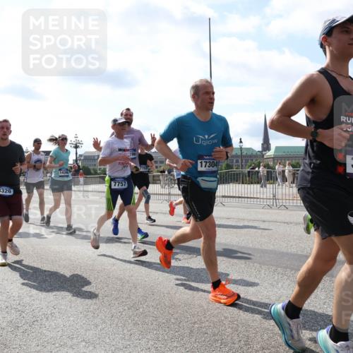 29.06.2025 - hella hamburg halbmarathon Lena Gebhardt http://msf.ph/oto/8349060 29.06.2025 10:01:02 Lombardsbrücke 13287, 8326, 196, 7759, 17304, 374, 14306, 7757, 1130, 1387, 1420, 1583, 1611, 1726, 2006, 2091, 2236, 2354, 2363, 2474, 2490, 2936, 3059, 3141, 3625, 3740, 3983, 4068, 4238, 4249, 4370, 4616, 4708, 5033, 5418, 5870, 6138, 6147, 0000, 6443, 6487, 6531, 6591, 6714, 6757, 6835, 7658, 7757, 7759, 7761, 7846, 8045, 8046, 8255, 8326, 8478, 8632, 8923, 9124, 9553, 9555, 9577, 9932, 10074, 10188, 10271, 10383, 10599, 11465 meine-sportfotos.de