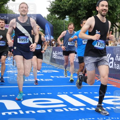 29.06.2025 - hella hamburg halbmarathon Strokosch-Dieckow http://msf.ph/oto/8349325 29.06.2025 10:52:52 Ziel 1257, 1258, 1657, 2099, 2444, 2814, 2910, 4557, 4558, 4770, 5077, 5169, 5194, 5907, 7509, 8139, 8172, 8720, 8955, 9065, 9163, 10724, 10811, 11217, 11992, 12367, 12519, 14198, 14286, 14791, 14805, 15430, 17198, 18590, 18720, 19244 meine-sportfotos.de