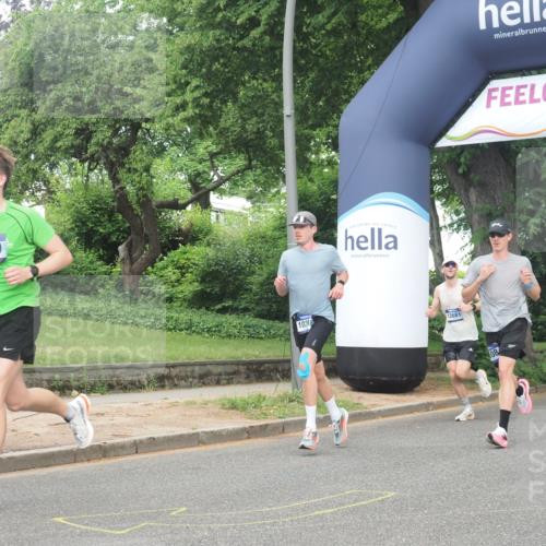 29.06.2025 - hella hamburg halbmarathon KatJ http://msf.ph/oto/8349490 29.06.2025 10:20:53 Zwischen KM18-KM19 6619, 7272 meine-sportfotos.de