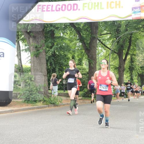29.06.2025 - hella hamburg halbmarathon KatJ http://msf.ph/oto/8349503 29.06.2025 10:50:28 Zwischen KM18-KM19 1316, 3919 meine-sportfotos.de