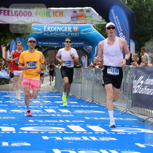 29.06.2025 - hella hamburg halbmarathon Strokosch-Dieckow http://msf.ph/oto/8349553 29.06.2025 10:32:03 Ziel 1407, 1686, 4129, 4698, 6619, 11150, 11199, 11370, 15826, 16505, 16736 meine-sportfotos.de