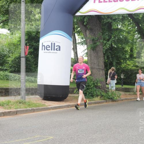 29.06.2025 - hella hamburg halbmarathon KatJ http://msf.ph/oto/8349701 29.06.2025 10:50:33 Zwischen KM18-KM19 1316, 3199 meine-sportfotos.de