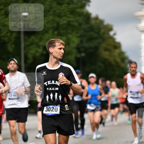 29.06.2025 - hella hamburg halbmarathon Dr. Thomas Lammeyer http://msf.ph/oto/8350064 29.06.2025 10:18:30 Kennedybrücke 1071, 1131, 1480, 1728, 2990, 3020, 3025, 3154, 3454, 3691, 3728, 3756, 3834, 5191, 5546, 5670, 6028, 6083, 6181, 6366, 6717, 6724, 7209, 7442, 7840, 7991, 8055, 8147, 8409, 8563, 8755, 9173, 9663, 10224, 10610, 10977 meine-sportfotos.de