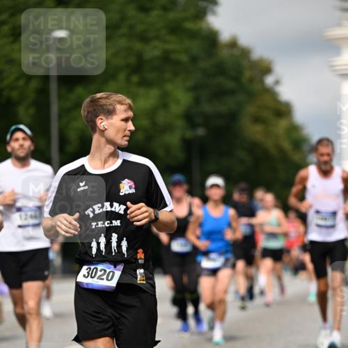 29.06.2025 - hella hamburg halbmarathon Dr. Thomas Lammeyer http://msf.ph/oto/8350130 29.06.2025 10:18:30 Kennedybrücke 1071, 1131, 1480, 1728, 2990, 3020, 3025, 3154, 3454, 3691, 3728, 3756, 3834, 5191, 5546, 5670, 6028, 6083, 6181, 6366, 6717, 6724, 7209, 7442, 7840, 7991, 8055, 8147, 8409, 8563, 8755, 9173, 9663, 10224, 10610, 10977 meine-sportfotos.de