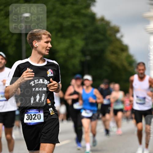 29.06.2025 - hella hamburg halbmarathon Dr. Thomas Lammeyer http://msf.ph/oto/8350174 29.06.2025 10:18:30 Kennedybrücke 1071, 1131, 1480, 1728, 2990, 3020, 3025, 3154, 3454, 3691, 3728, 3756, 3834, 5191, 5546, 5670, 6028, 6083, 6181, 6366, 6717, 6724, 7209, 7442, 7840, 7991, 8055, 8147, 8409, 8563, 8755, 9173, 9663, 10224, 10610, 10977 meine-sportfotos.de