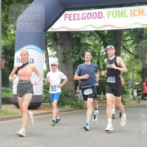 29.06.2025 - hella hamburg halbmarathon KatJ http://msf.ph/oto/8350179 29.06.2025 10:50:38 Zwischen KM18-KM19 2810, 3199, 3663, 4389, 5511, 8423 meine-sportfotos.de