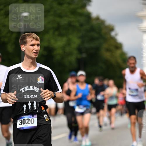 29.06.2025 - hella hamburg halbmarathon Dr. Thomas Lammeyer http://msf.ph/oto/8350216 29.06.2025 10:18:30 Kennedybrücke 1071, 1131, 1480, 1728, 2990, 3020, 3025, 3154, 3454, 3691, 3728, 3756, 3834, 5191, 5546, 5670, 6028, 6083, 6181, 6366, 6717, 6724, 7209, 7442, 7840, 7991, 8055, 8147, 8409, 8563, 8755, 9173, 9663, 10224, 10610, 10977 meine-sportfotos.de