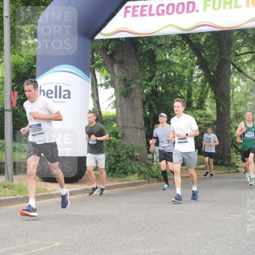29.06.2025 - hella hamburg halbmarathon KatJ http://msf.ph/oto/8350628 29.06.2025 10:50:49 Zwischen KM18-KM19 1531, 4945, 6966 meine-sportfotos.de