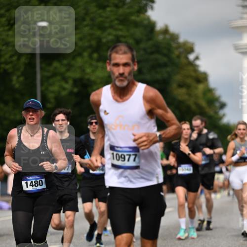 29.06.2025 - hella hamburg halbmarathon Dr. Thomas Lammeyer http://msf.ph/oto/8350820 29.06.2025 10:18:34 Kennedybrücke 1071, 1131, 1480, 1728, 2046, 3020, 3025, 3154, 3454, 3691, 3728, 3756, 3834, 5191, 6028, 6083, 6181, 6366, 6717, 6724, 7209, 7442, 7446, 7447, 7840, 8055, 8409, 8563, 8755, 9173, 9663, 10224, 10610, 10977 meine-sportfotos.de