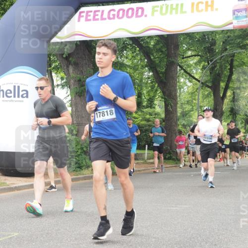 29.06.2025 - hella hamburg halbmarathon KatJ http://msf.ph/oto/8351006 29.06.2025 10:50:53 Zwischen KM18-KM19 1531, 4945 meine-sportfotos.de