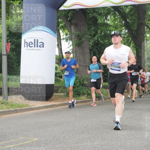 29.06.2025 - hella hamburg halbmarathon KatJ http://msf.ph/oto/8351217 29.06.2025 10:50:55 Zwischen KM18-KM19 1212, 1531, 4945 meine-sportfotos.de