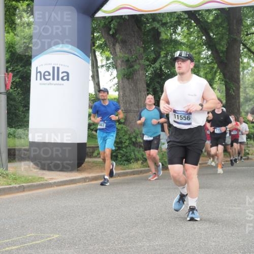 29.06.2025 - hella hamburg halbmarathon KatJ http://msf.ph/oto/8351251 29.06.2025 10:50:55 Zwischen KM18-KM19 1212, 1531, 4945 meine-sportfotos.de