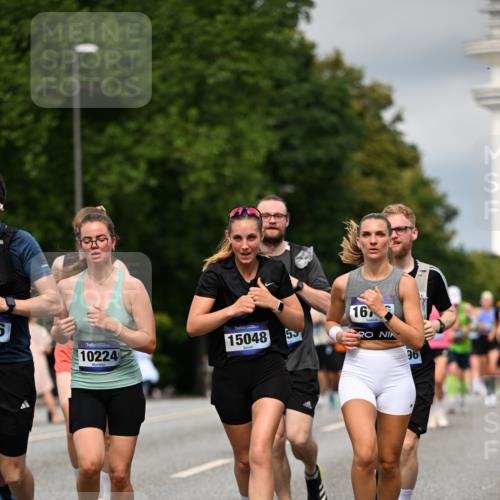 29.06.2025 - hella hamburg halbmarathon Dr. Thomas Lammeyer http://msf.ph/oto/8351303 29.06.2025 10:18:36 Kennedybrücke 1071, 1131, 1480, 1728, 2046, 3020, 3025, 3154, 3454, 3691, 3728, 3756, 3834, 5191, 6028, 6181, 6366, 6717, 6724, 7442, 7446, 7447, 8055, 8522, 8563, 8755, 8892, 9173, 9663, 10224, 10610, 10977 meine-sportfotos.de