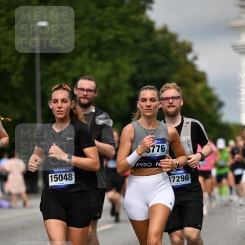 29.06.2025 - hella hamburg halbmarathon Dr. Thomas Lammeyer http://msf.ph/oto/8351375 29.06.2025 10:18:37 Kennedybrücke 1071, 1131, 1480, 1728, 2046, 3020, 3025, 3154, 3454, 3691, 3728, 3756, 3834, 5191, 6181, 6366, 6717, 6724, 7195, 7442, 7446, 7447, 7881, 8055, 8522, 8563, 8755, 8892, 9173, 9663, 9709, 10224, 10610, 10977 meine-sportfotos.de