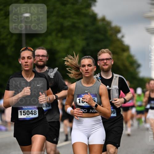 29.06.2025 - hella hamburg halbmarathon Dr. Thomas Lammeyer http://msf.ph/oto/8351388 29.06.2025 10:18:37 Kennedybrücke 1071, 1131, 1480, 1728, 2046, 3020, 3025, 3154, 3454, 3691, 3728, 3756, 3834, 5191, 6181, 6366, 6717, 6724, 7195, 7442, 7446, 7447, 7881, 8055, 8522, 8563, 8755, 8892, 9173, 9663, 9709, 10224, 10610, 10977 meine-sportfotos.de