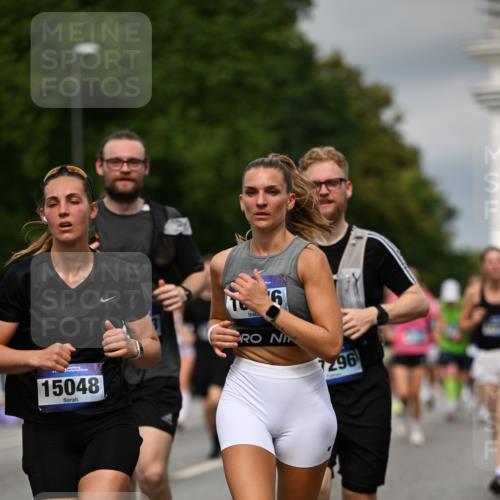 29.06.2025 - hella hamburg halbmarathon Dr. Thomas Lammeyer http://msf.ph/oto/8351397 29.06.2025 10:18:38 Kennedybrücke 1071, 1131, 1480, 1728, 2046, 3020, 3025, 3454, 3691, 3728, 3756, 3834, 5191, 6181, 6366, 6717, 6724, 7195, 7442, 7446, 7447, 7881, 8055, 8522, 8563, 8755, 8892, 9173, 9663, 9709, 10224, 10610, 10977 meine-sportfotos.de