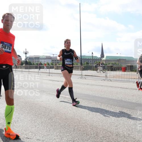 29.06.2025 - hella hamburg halbmarathon Lena Gebhardt http://msf.ph/oto/8351432 29.06.2025 10:01:09 Lombardsbrücke 18452, 5870, 16594, 1130, 1387, 1420, 1611, 1726, 2006, 2091, 2354, 2363, 2490, 2936, 3059, 3141, 3425, 3625, 3663, 3740, 3983, 4068, 4238, 4249, 4319, 4370, 4616, 4649, 4708, 5033, 5418, 5675, 5870, 6087, 6147, 0000, 6487, 6531, 6591, 6714, 6757, 6835, 6924, 7287, 7658, 7757, 7759, 7761, 7846, 8030, 8045, 8046, 8255, 8326, 8478, 8632, 8923, 9124, 9553, 9555, 9577, 9932, 10074, 10188, 10271, 10383, 10576, 11465 meine-sportfotos.de