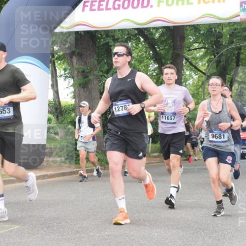 29.06.2025 - hella hamburg halbmarathon KatJ http://msf.ph/oto/8351558 29.06.2025 10:50:58 Zwischen KM18-KM19 1212, 1733, 1851, 2463, 4985, 5653, 7333 meine-sportfotos.de