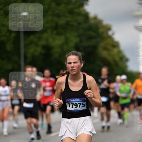 29.06.2025 - hella hamburg halbmarathon Dr. Thomas Lammeyer http://msf.ph/oto/8351804 29.06.2025 10:18:41 Kennedybrücke 1071, 1131, 1480, 1728, 2046, 2690, 3020, 3025, 3454, 3691, 3834, 5191, 6181, 6366, 6717, 6724, 7195, 7442, 7446, 7447, 7881, 8055, 8275, 8522, 8563, 8755, 8854, 8892, 9173, 9663, 9709, 10224, 10977 meine-sportfotos.de