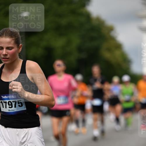 29.06.2025 - hella hamburg halbmarathon Dr. Thomas Lammeyer http://msf.ph/oto/8351915 29.06.2025 10:18:42 Kennedybrücke 1071, 1131, 1480, 1728, 2046, 2690, 3020, 3025, 3454, 3691, 3834, 4641, 5191, 6181, 6366, 6717, 6724, 7195, 7442, 7446, 7447, 7881, 8055, 8275, 8522, 8563, 8755, 8854, 8892, 9173, 9663, 9709, 10224, 10589, 10717, 10977 meine-sportfotos.de