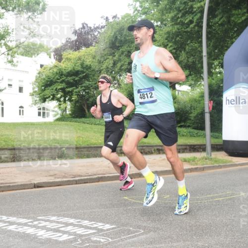 29.06.2025 - hella hamburg halbmarathon KatJ http://msf.ph/oto/8351952 29.06.2025 10:21:23 Zwischen KM18-KM19 1894, 4812, 5660, 7845 meine-sportfotos.de
