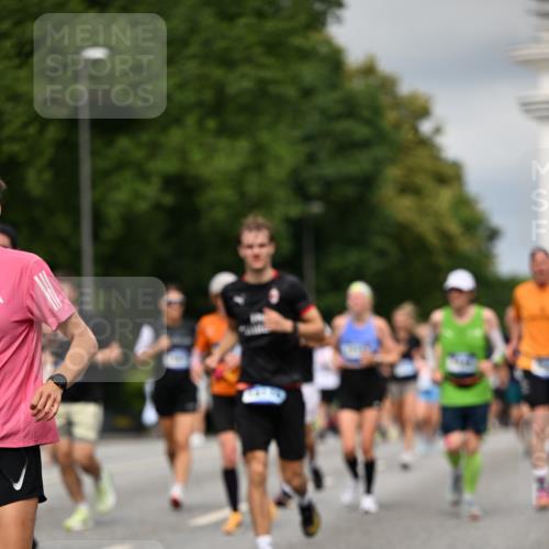 29.06.2025 - hella hamburg halbmarathon Dr. Thomas Lammeyer http://msf.ph/oto/8352306 29.06.2025 10:18:44 Kennedybrücke 1071, 1131, 1480, 1728, 1745, 2046, 2281, 2690, 3025, 3454, 3507, 3509, 3691, 4641, 5191, 5800, 6181, 6366, 6717, 6724, 7195, 7442, 7446, 7447, 7881, 8055, 8239, 8275, 8522, 8563, 8755, 8854, 8892, 9173, 9663, 9709, 10224, 10589, 10717, 10977, 11271 meine-sportfotos.de
