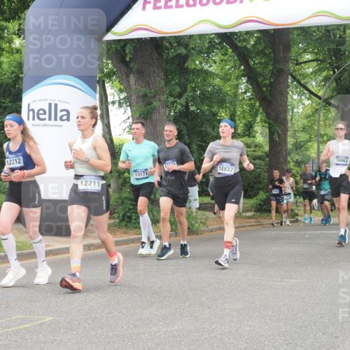 29.06.2025 - hella hamburg halbmarathon KatJ http://msf.ph/oto/8352960 29.06.2025 10:51:18 Zwischen KM18-KM19  meine-sportfotos.de