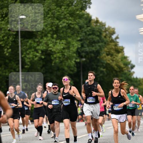 29.06.2025 - hella hamburg halbmarathon Dr. Thomas Lammeyer http://msf.ph/oto/8353056 29.06.2025 10:40:49 Kennedybrücke 1008, 1010, 1224, 3401, 3699, 3895, 4245, 5171, 5246, 5540, 5747, 5789, 5809, 5919, 6184, 6359, 6417, 7632, 7773, 8530, 8581, 9229, 9295, 9432, 9694, 9701, 9806, 10123, 10487, 10531, 10577, 10984 meine-sportfotos.de