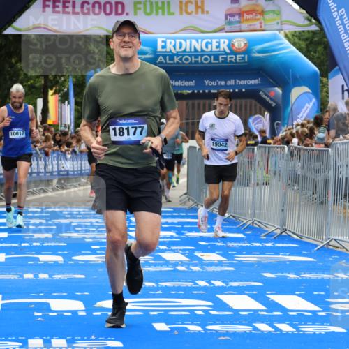 29.06.2025 - hella hamburg halbmarathon Strokosch-Dieckow http://msf.ph/oto/8353279 29.06.2025 10:31:08 Ziel 3201, 5826, 10017, 10298, 10929, 11857, 12232, 13754, 14450, 18177, 19042 meine-sportfotos.de