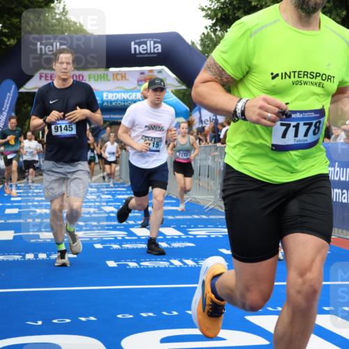 29.06.2025 - hella hamburg halbmarathon Strokosch-Dieckow http://msf.ph/oto/8353401 29.06.2025 10:52:27 Ziel 3715, 4140, 6561, 6562, 7178, 7232, 8371, 8661, 9145, 9739, 9876, 11791, 13015, 13211, 13301, 14561, 15001, 15144, 15980, 17997, 18982 meine-sportfotos.de