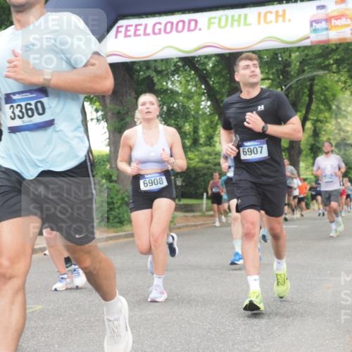 29.06.2025 - hella hamburg halbmarathon KatJ http://msf.ph/oto/8353782 29.06.2025 10:51:27 Zwischen KM18-KM19 1194, 1702, 1992, 2298, 2782, 2979, 4542, 6585, 6907, 6908, 7081, 8520, 8561 meine-sportfotos.de