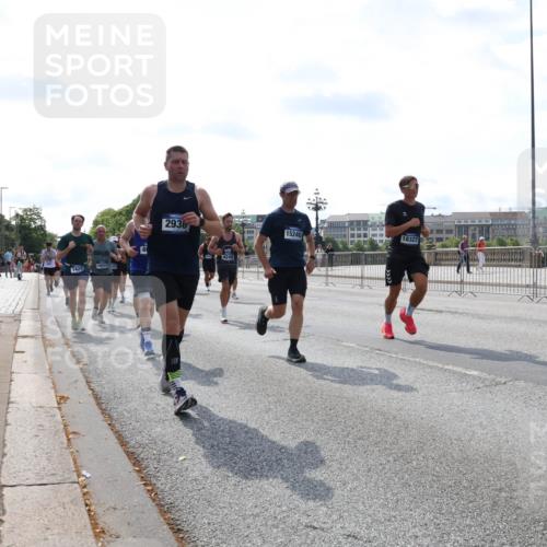 29.06.2025 - hella hamburg halbmarathon Lena Gebhardt http://msf.ph/oto/8353795 29.06.2025 10:01:15 Lombardsbrücke 1420, 16517383, 2936, 4249, 15240, 18327, 1130, 1387, 1420, 1726, 2006, 2091, 2354, 2363, 2490, 2936, 3059, 3199, 3425, 3625, 3663, 3740, 3983, 4068, 4238, 4249, 4319, 4322, 4370, 4616, 4649, 4708, 5033, 5418, 5570, 5675, 5870, 6087, 6147, 6281, 0000, 6487, 6531, 6591, 6714, 6757, 6835, 6924, 7287, 7658, 7757, 7759, 7761, 7846, 8030, 8045, 8046, 8191, 8255, 8326, 8632, 8691, 8923, 9124, 9932, 10074, 10188, 10271, 10383, 10576, 11465 meine-sportfotos.de