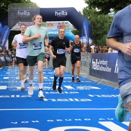 29.06.2025 - hella hamburg halbmarathon Strokosch-Dieckow http://msf.ph/oto/8353854 29.06.2025 10:52:24 Ziel 3715, 4140, 4587, 6164, 7178, 7232, 7896, 8371, 8661, 9145, 9876, 11791, 13015, 13211, 13707, 14561, 15144, 15446, 15980, 17773, 17997 meine-sportfotos.de
