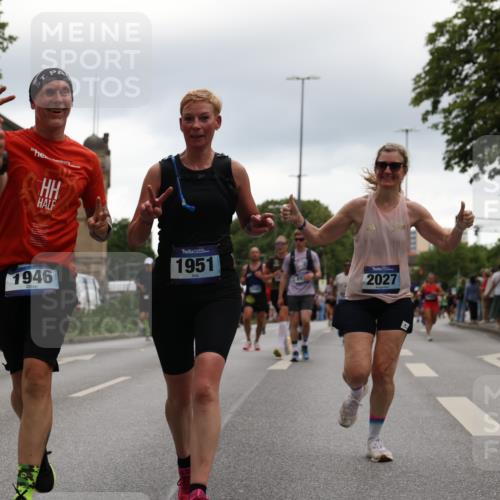 29.06.2025 - hella hamburg halbmarathon Yannick Fuchs http://msf.ph/oto/8354430 29.06.2025 10:52:57 20KM 1285, 1642, 1946, 1951, 2006, 2027, 2584, 2677, 2855, 2957, 2978, 3181, 4592, 5084, 5347, 5633, 6202, 6208, 6636, 6860, 6997, 7476, 8290, 8392, 8929, 9156, 9353, 9655, 10036, 10539, 10759, 10915, 12633, 12809, 13407, 14375, 14631, 14914, 15240, 15263, 15824, 16160, 16206, 16341, 16409, 16563, 16922, 16924, 17017, 17346, 17782, 17810, 17852, 17931, 18112, 18153, 18232, 18266, 18327, 18556, 18730, 18833, 18954, 19002, 19003 meine-sportfotos.de