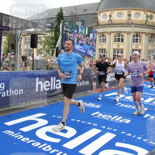 29.06.2025 - hella hamburg halbmarathon Michael Strokosch http://msf.ph/oto/8354439 29.06.2025 10:53:42 Ziel 1030, 1502, 1783, 2058, 2082, 2630, 3399, 3819, 5399, 6628, 6762, 10549, 10895, 11588, 11589, 11604, 12632, 13865, 14702, 15061, 15441, 15856, 16092, 17482, 18143, 18514, 18666, 18715 meine-sportfotos.de
