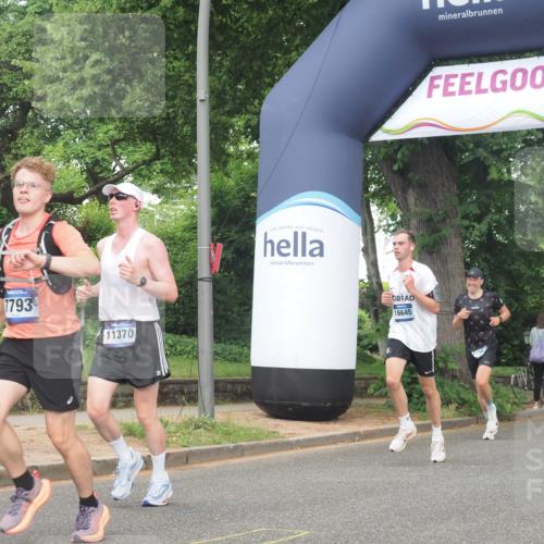 29.06.2025 - hella hamburg halbmarathon KatJ http://msf.ph/oto/8354463 29.06.2025 10:21:39 Zwischen KM18-KM19 51, 1686, 6358, 7793, 7965 meine-sportfotos.de