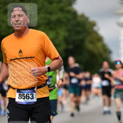 29.06.2025 - hella hamburg halbmarathon Dr. Thomas Lammeyer http://msf.ph/oto/8354470 29.06.2025 10:18:49 Kennedybrücke 1071, 1296, 1379, 1575, 1728, 1745, 2046, 2281, 2690, 3025, 3454, 3507, 3509, 3691, 4495, 4641, 5608, 5800, 6181, 6317, 6710, 6717, 6724, 7195, 7446, 7447, 7881, 8055, 8239, 8256, 8275, 8522, 8563, 8755, 8854, 8892, 9173, 9709, 10224, 10589, 10717, 11271 meine-sportfotos.de
