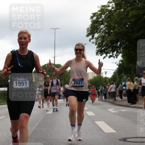 29.06.2025 - hella hamburg halbmarathon Yannick Fuchs http://msf.ph/oto/8354520 29.06.2025 10:52:57 20KM 1285, 1642, 1946, 1951, 2006, 2027, 2584, 2677, 2855, 2957, 2978, 3181, 4592, 5084, 5347, 5633, 6202, 6208, 6636, 6860, 6997, 7476, 8290, 8392, 8929, 9156, 9353, 9655, 10036, 10539, 10759, 10915, 12633, 12809, 13407, 14375, 14631, 14914, 15240, 15263, 15824, 16160, 16206, 16341, 16409, 16563, 16922, 16924, 17017, 17346, 17782, 17810, 17852, 17931, 18112, 18153, 18232, 18266, 18327, 18556, 18730, 18833, 18954, 19002, 19003 meine-sportfotos.de