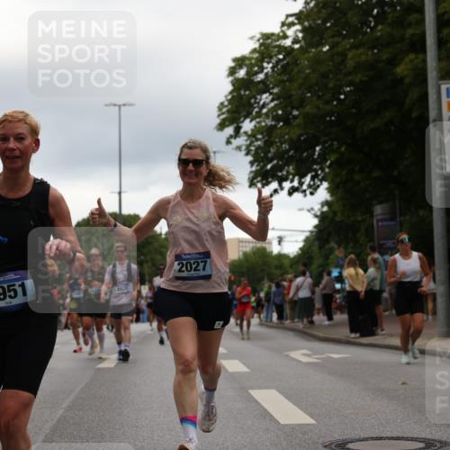 29.06.2025 - hella hamburg halbmarathon Yannick Fuchs http://msf.ph/oto/8354602 29.06.2025 10:52:57 20KM 1285, 1642, 1946, 1951, 2006, 2027, 2584, 2677, 2855, 2957, 2978, 3181, 4592, 5084, 5347, 5633, 6202, 6208, 6636, 6860, 6997, 7476, 8290, 8392, 8929, 9156, 9353, 9655, 10036, 10539, 10759, 10915, 12633, 12809, 13407, 14375, 14631, 14914, 15240, 15263, 15824, 16160, 16206, 16341, 16409, 16563, 16922, 16924, 17017, 17346, 17782, 17810, 17852, 17931, 18112, 18153, 18232, 18266, 18327, 18556, 18730, 18833, 18954, 19002, 19003 meine-sportfotos.de