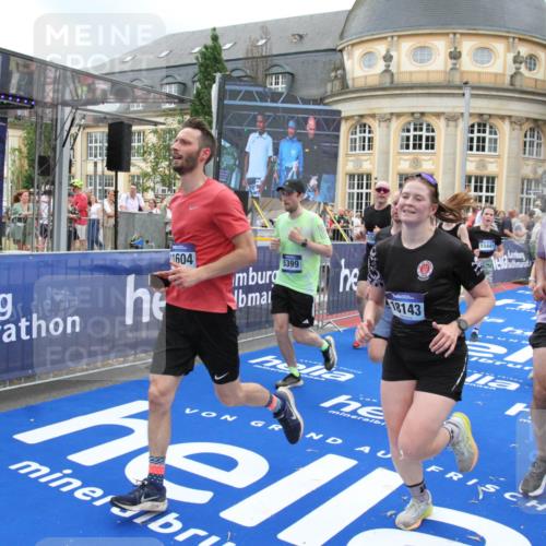 29.06.2025 - hella hamburg halbmarathon Michael Strokosch http://msf.ph/oto/8354715 29.06.2025 10:53:46 Ziel 2058, 2082, 2518, 2630, 3819, 5399, 5607, 6877, 7177, 8285, 8335, 10895, 11588, 11589, 11604, 12632, 13865, 14702, 14818, 15061, 15441, 16092, 17482, 18143, 18514, 18715 meine-sportfotos.de