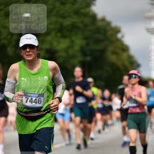 29.06.2025 - hella hamburg halbmarathon Dr. Thomas Lammeyer http://msf.ph/oto/8354799 29.06.2025 10:18:49 Kennedybrücke 1071, 1296, 1379, 1575, 1728, 1745, 2046, 2281, 2690, 3025, 3454, 3507, 3509, 3691, 4495, 4641, 5608, 5800, 6181, 6317, 6710, 6717, 6724, 7195, 7446, 7447, 7881, 8055, 8239, 8256, 8275, 8522, 8563, 8755, 8854, 8892, 9173, 9709, 10224, 10589, 10717, 11271 meine-sportfotos.de