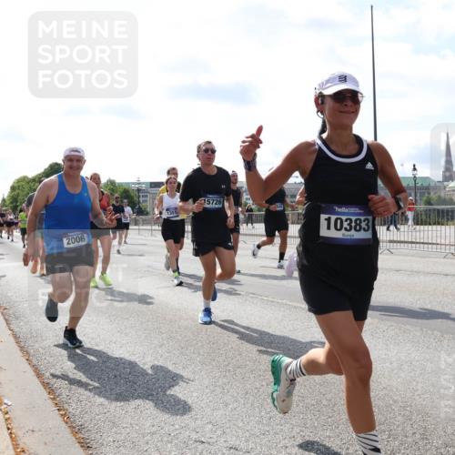 29.06.2025 - hella hamburg halbmarathon Lena Gebhardt http://msf.ph/oto/8354830 29.06.2025 10:01:19 Lombardsbrücke 2006, 13516, 15726, 10383, 1130, 1387, 1420, 1722, 1724, 1726, 2006, 2091, 2167, 2354, 2363, 2490, 2591, 2936, 3199, 3425, 3625, 3663, 3740, 4068, 4238, 4249, 4319, 4322, 4370, 4649, 4708, 5033, 5547, 5570, 5675, 5870, 6087, 6147, 6281, 0000, 6302, 6487, 6531, 6591, 6714, 6835, 6921, 6924, 7287, 7658, 7757, 7759, 7761, 7846, 8030, 8045, 8046, 8191, 8255, 8326, 8392, 8691, 8822, 8923, 9124, 9932, 10188, 10271, 10281, 10301, 10383, 10576, 11043, 11465 meine-sportfotos.de