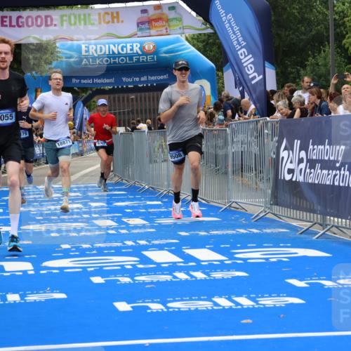 29.06.2025 - hella hamburg halbmarathon Strokosch-Dieckow http://msf.ph/oto/8354974 29.06.2025 10:30:44 Ziel 3379, 7055, 7481, 7880, 9381, 9508, 17322, 18235, 18871 meine-sportfotos.de