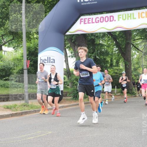 29.06.2025 - hella hamburg halbmarathon KatJ http://msf.ph/oto/8355026 29.06.2025 10:51:40 Zwischen KM18-KM19 1842, 1863, 3039, 3182, 3248, 6100, 6174 meine-sportfotos.de