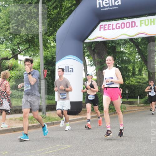 29.06.2025 - hella hamburg halbmarathon KatJ http://msf.ph/oto/8355348 29.06.2025 10:51:42 Zwischen KM18-KM19 1842, 3182, 3248, 6100, 6174 meine-sportfotos.de